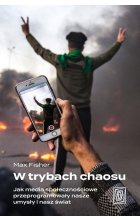 W trybach chaosu.